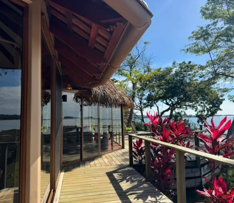 villa deck