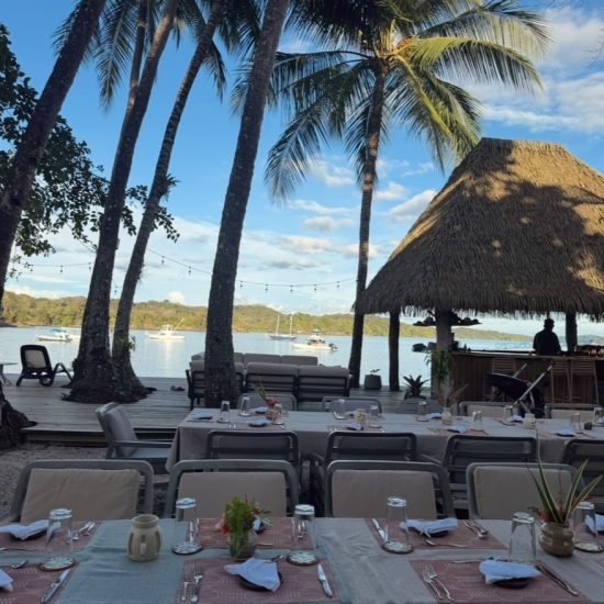 beachfront dining panama