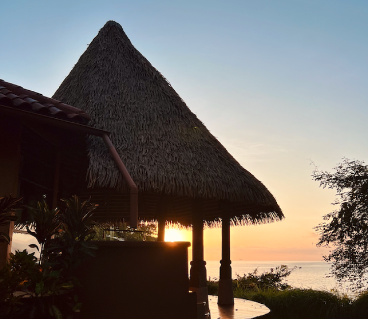 oceanfront bungalow panama