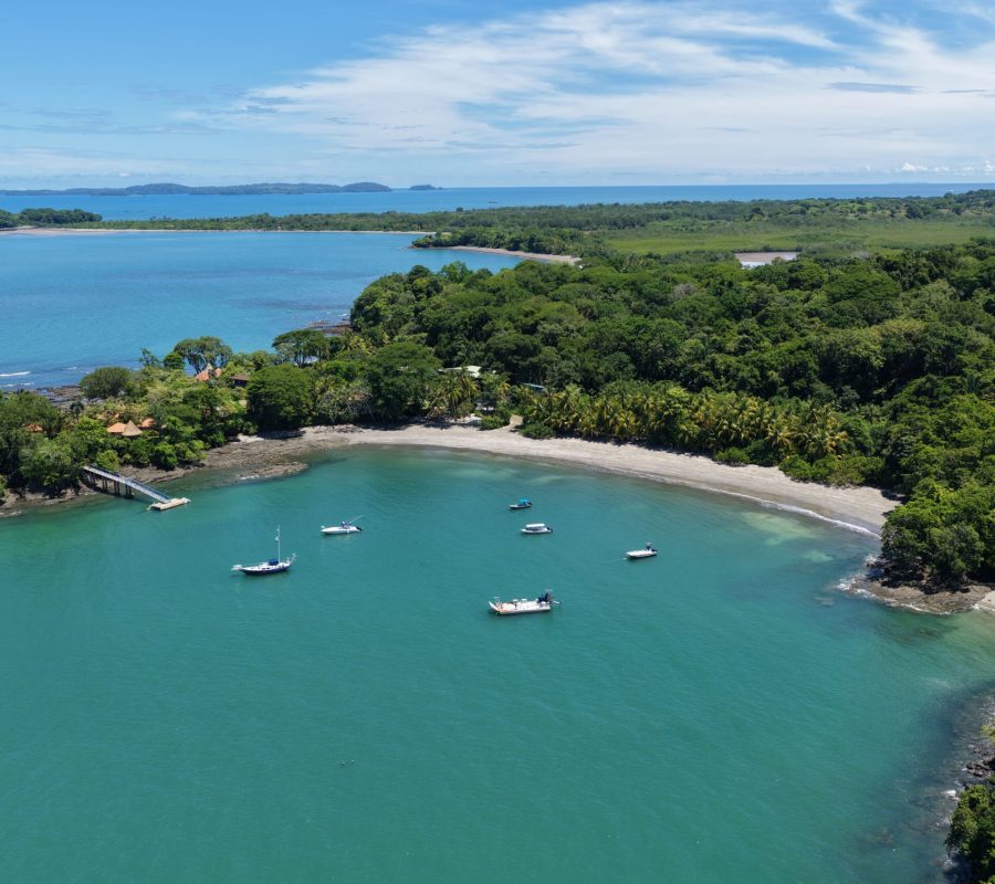 beaches in panama